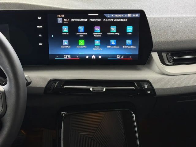 BMW 220 220i Active Tourer