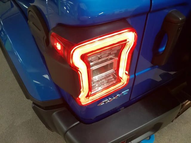 Jeep Wrangler Sahara