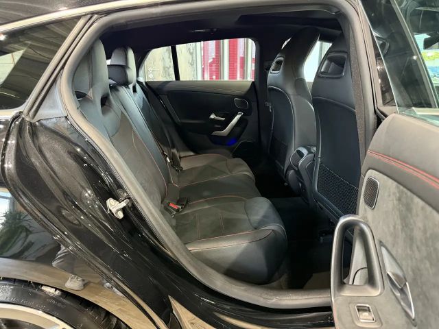 Mercedes-Benz CLA 45 AMG AMG Line