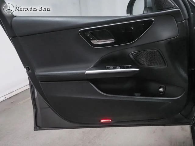 Mercedes-Benz C 180 AVANTGARDE Sedan