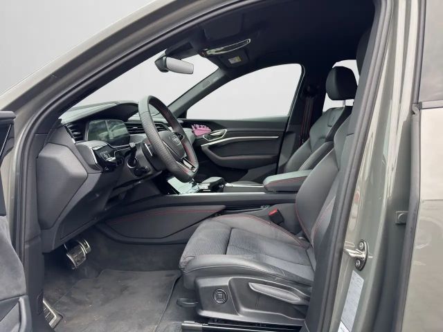 Audi Q8 e-tron 55 Quattro S-Line