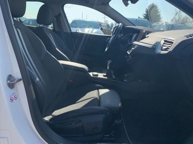 BMW 116 116i Sedan Sport Line