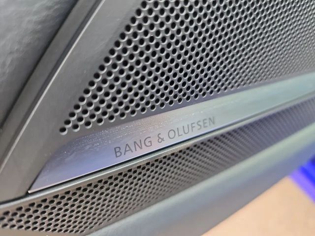 Audi A6 Hybride Quattro S-Line Sedan