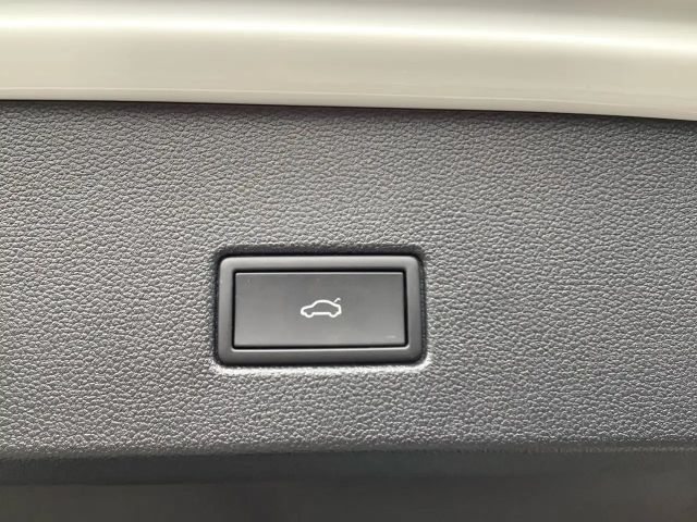 Volkswagen T-Roc 2.0 TSI DSG R-Line