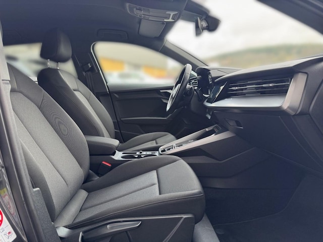 Audi A3 30 TFSI S-Line S-Tronic Sportback