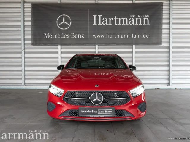 Mercedes-Benz A 200 Hatchback Progressive