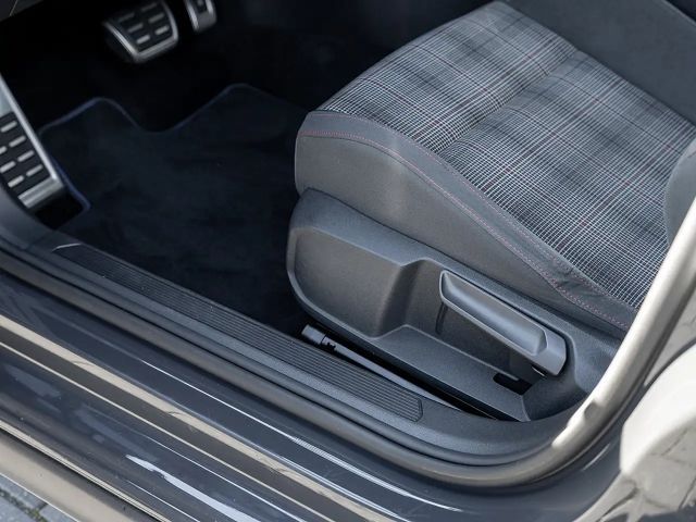 Volkswagen Golf 2.0 TSI GTI Golf VIII