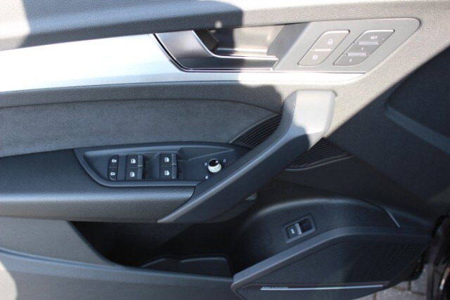 Audi SQ5 SUV TDI tiptronic Audi SQ5 SUV