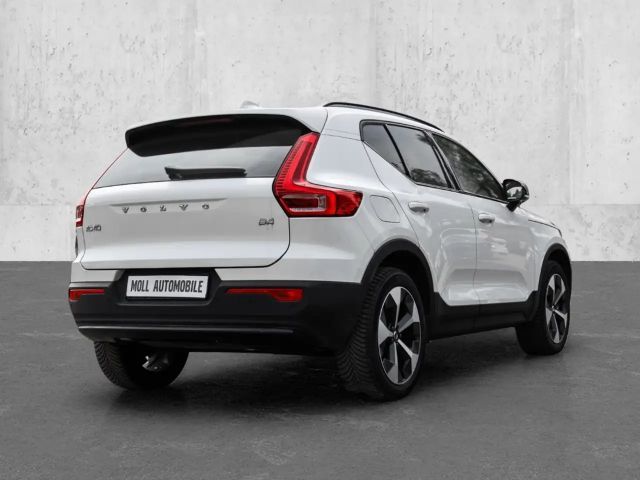 Volvo XC40 Dark Plus