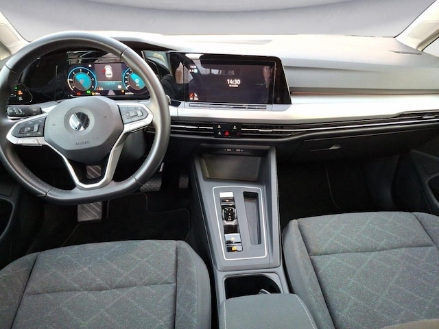 Volkswagen Golf 2.0 TDI DSG Life Variant