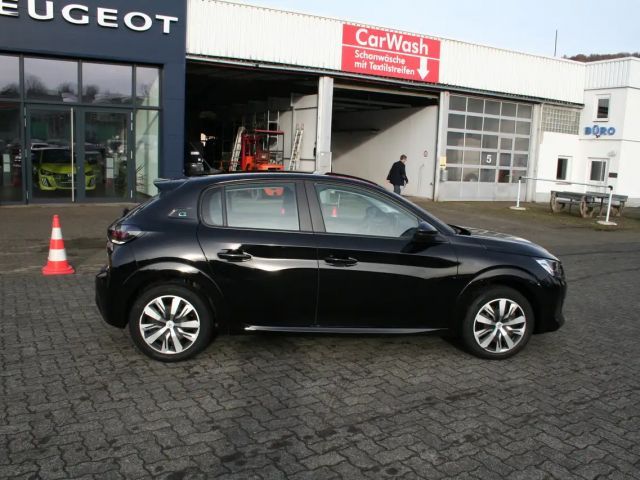 Peugeot E-208 Active Pack