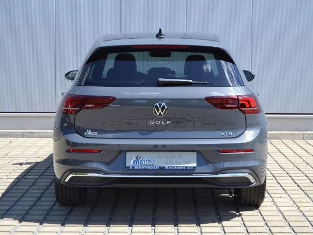 Volkswagen Golf 1.5 eTSI DSG Golf VIII