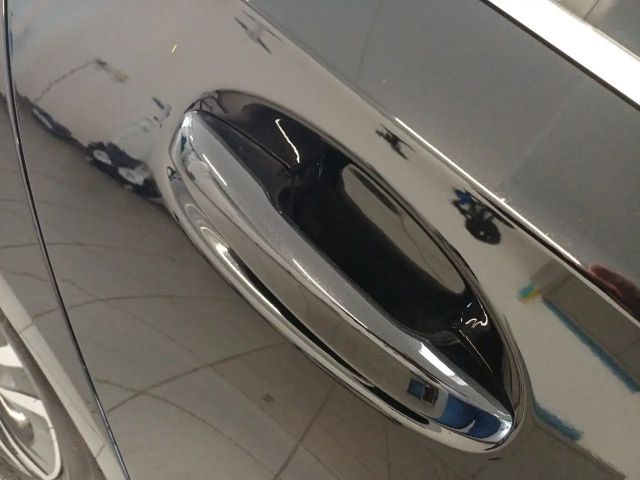 Mercedes-Benz A 200 A 200 d