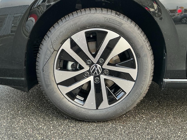 Volkswagen Golf Golf ENERGY 1,5 l eTSI OPF Digitales Cockpit