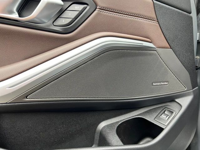 BMW 320 320d M-Sport Sedan xDrive