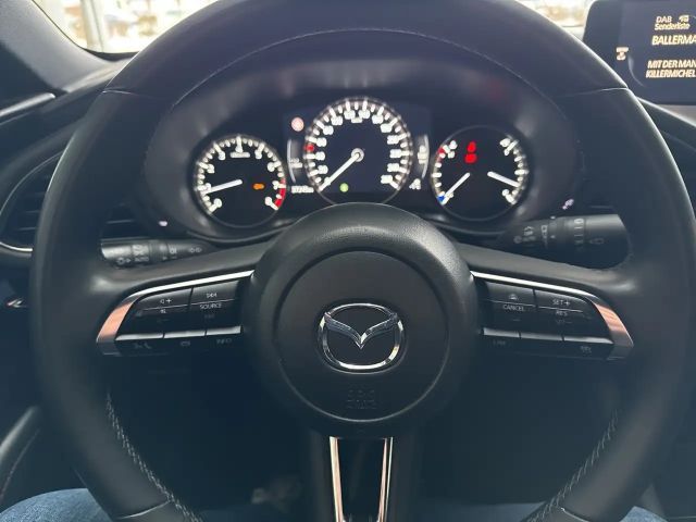 Mazda 3 Homura SkyActiv e-Skyactiv