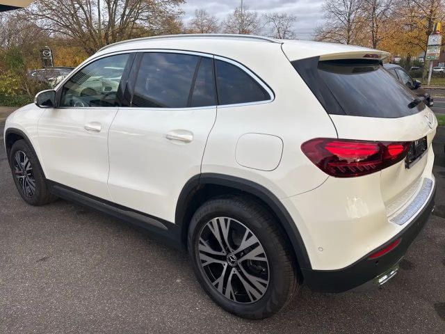 Mercedes-Benz GLA 180 Progressive