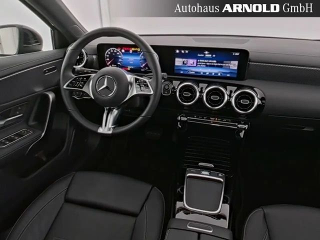 Mercedes-Benz A 200 Progressive