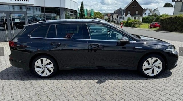 Volkswagen Golf 1.5 eTSI DSG Variant