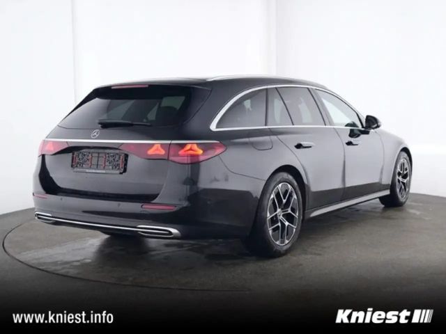 Mercedes-Benz E 200 AVANTGARDE Estate