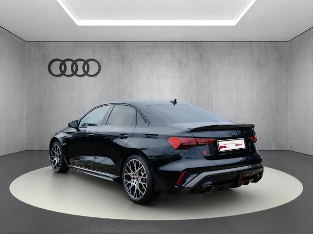 Audi RS3 Quattro S-Tronic Sedan