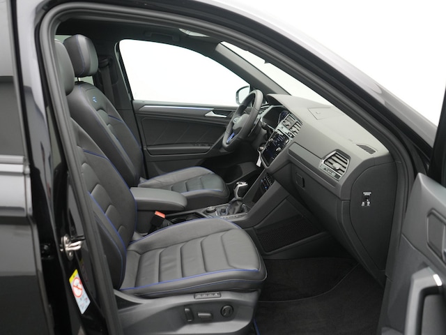 Volkswagen Tiguan Tiguan R  PANO MATRIX AHK ACC LEDER NAVI VIRT