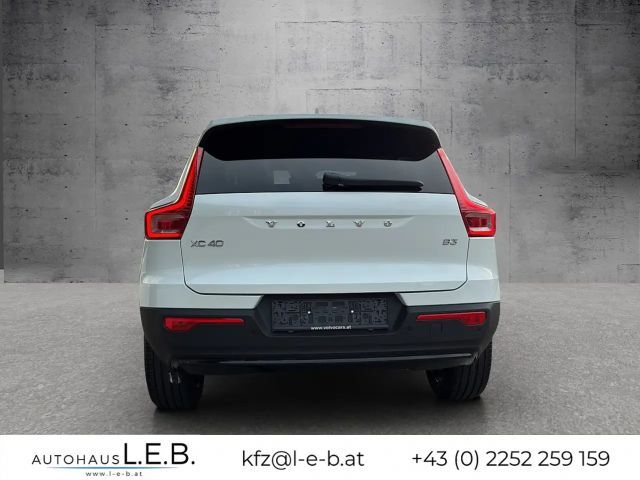 Volvo XC40 Dark Plus