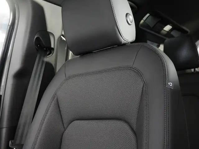 Land Rover Defender SE