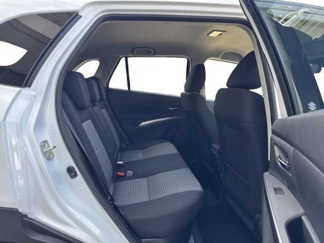 Suzuki S-Cross AllGrip Hybrid