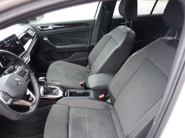 Volkswagen T-Roc 1.5 TSI DSG R-Line