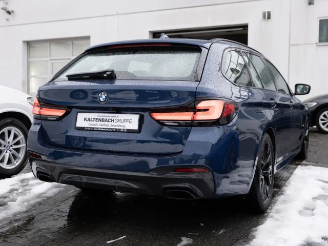 BMW 530 530d M-Sport Touring xDrive