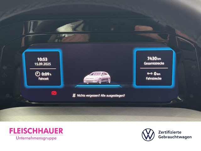 Volkswagen Golf 1.5 TSI Golf VIII