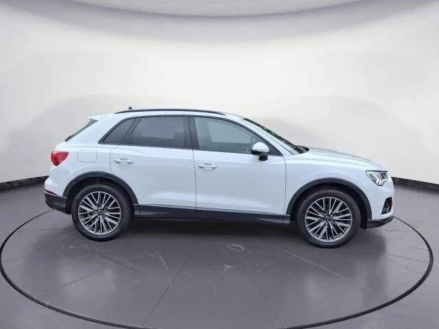 Audi Q3 35 TDI S-Tronic