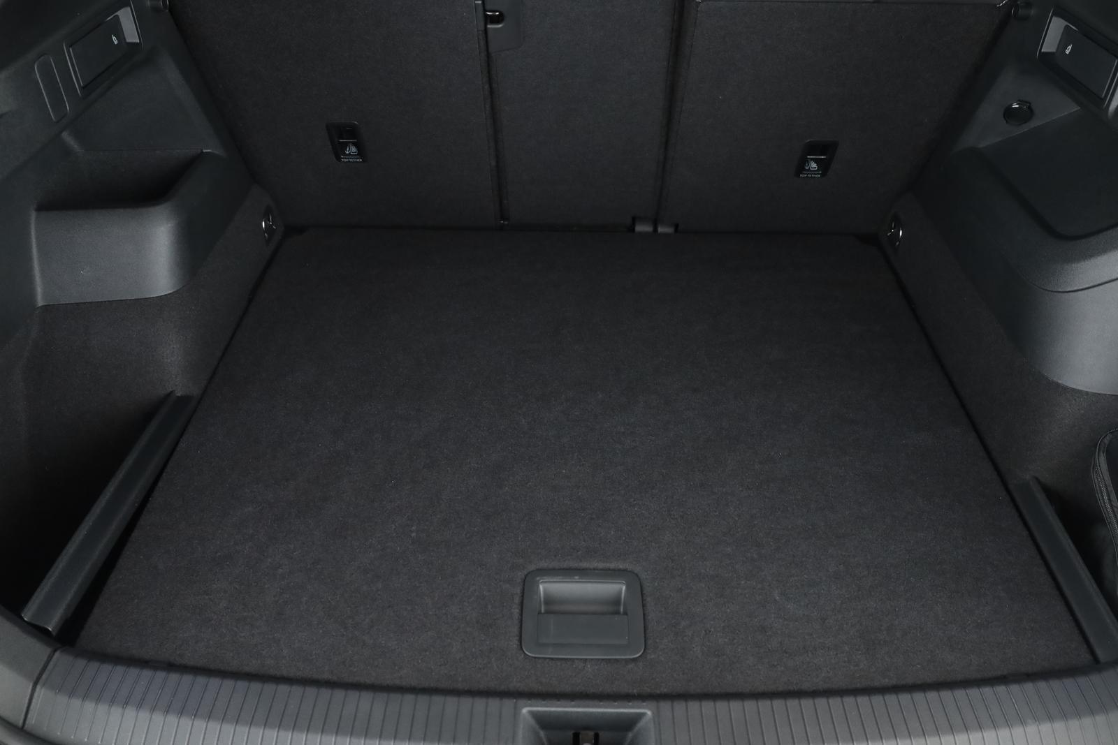 Volkswagen Tiguan 2.0 TDI DSG IQ.Drive R-Line