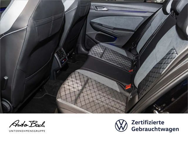 Volkswagen Golf 2.0 TSI DSG R-Line