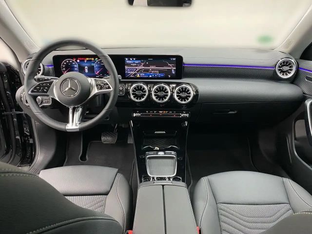 Mercedes-Benz CLA 200 Shooting Brake