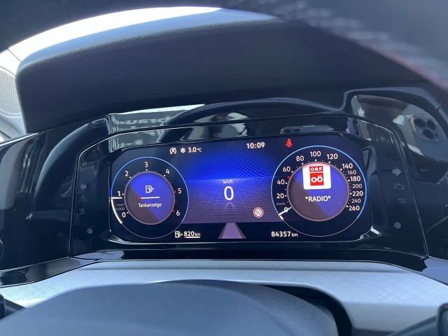 Volkswagen Golf Life Variant