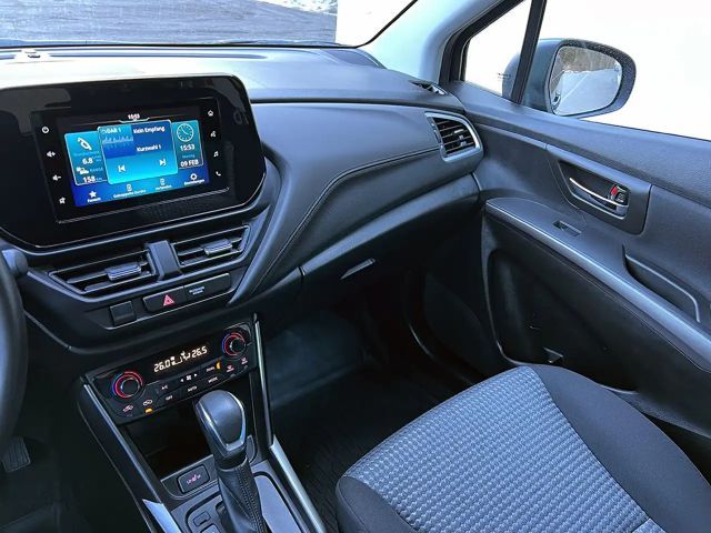 Suzuki S-Cross Hybrid