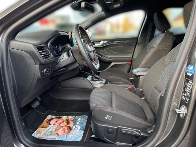 Ford Focus ST Line Wagon