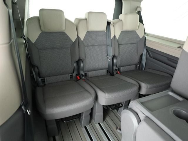 Volkswagen Multivan 2.0 TSI DSG Lang T7