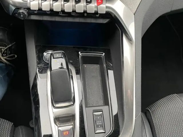 Peugeot 3008 EAT8 GT-Line Hybrid4