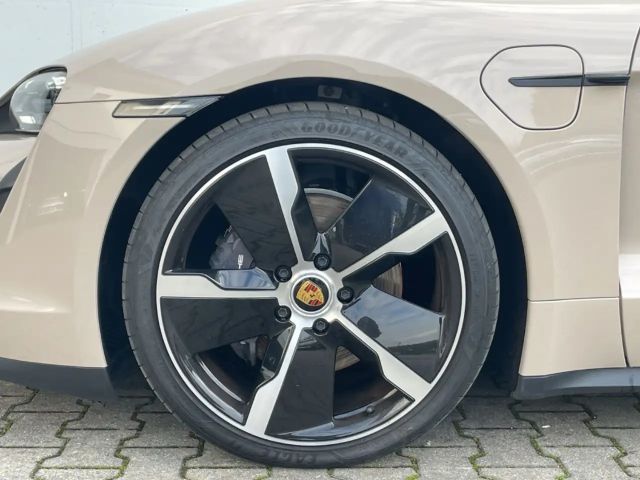 Porsche Taycan Sport Turismo