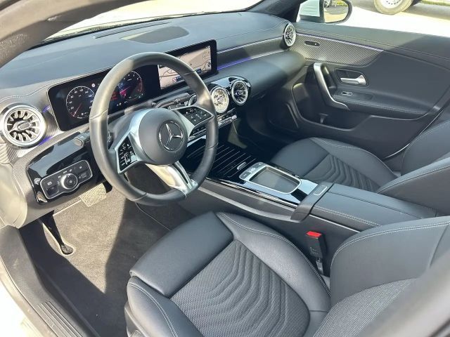 Mercedes-Benz CLA 180 Coupé