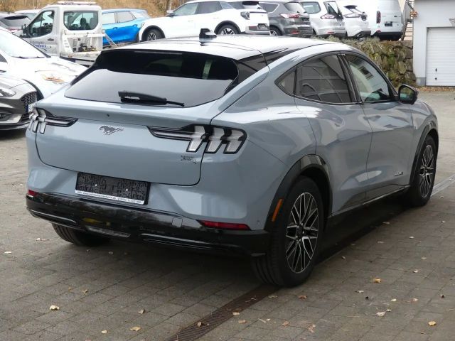 Ford Mustang Mach-E Premium