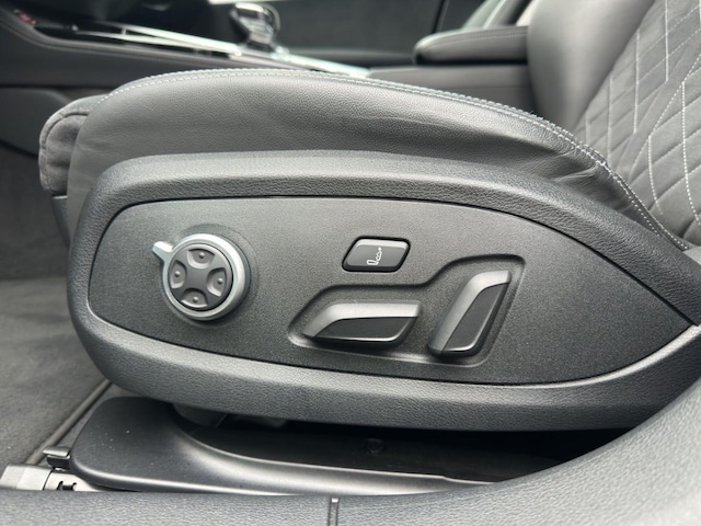 Audi RS4 Avant Quattro