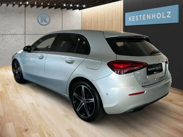 Mercedes-Benz A 200 A 200 d Progressive