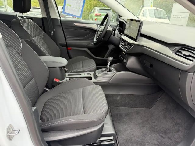 Ford Focus Titanium Wagon