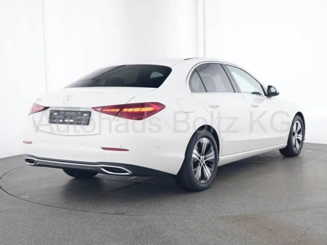 Mercedes-Benz C 180 AVANTGARDE Sedan