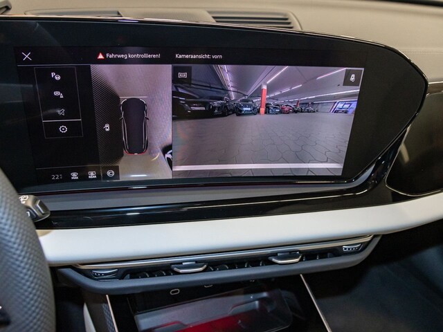 Audi A6 Avant Quattro S-Tronic