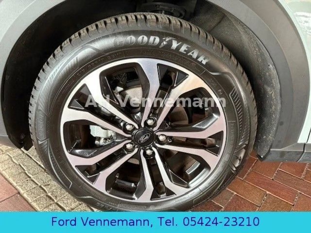 Ford Puma EcoBoost Titanium